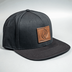 Embroidered Snapback Cap – Structured 6‑Panel Wool‑Blend